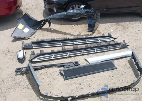 2021 BMW X7 xDrive40I z USA, uszkodzony, nr VIN 5UXCW2C01M9F66058